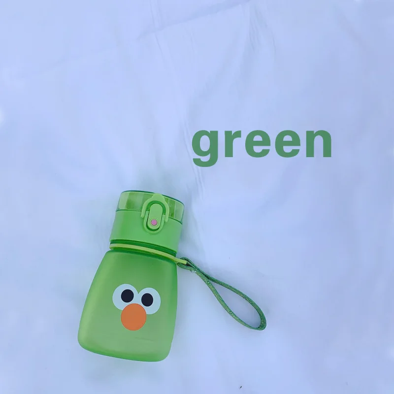 Лето детская чашка для воды Улица Сезам всасывающая труба бутылка для воды из Дальнего Востока с пластиковой бутылкой для воды I0716 - Цвет: Зеленый