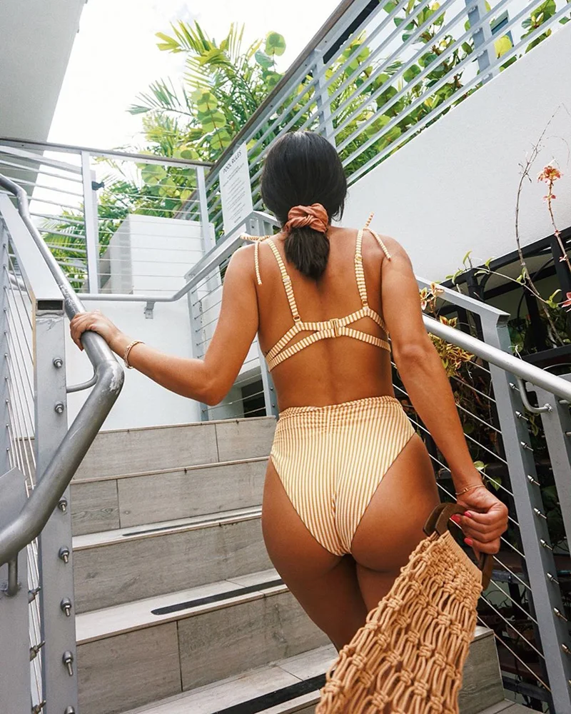 roupa de banho estilo push up, moda