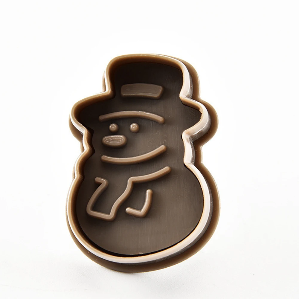 DIY-4pcs-Christmas-Tree-Snowman-Plastic-Baking-Mold-Kitchen-Biscuit-Cookie-Cutter-Pastry-Plunger-Fondant-Cake (2)