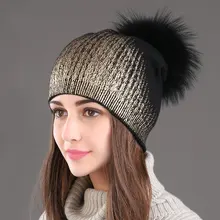 2019 Winter Women's Wool Beanie Hat Casual Metallic Color Printing Knitted Cashmere Slouchy Beanie with Raccoon Fur Pompom Balls