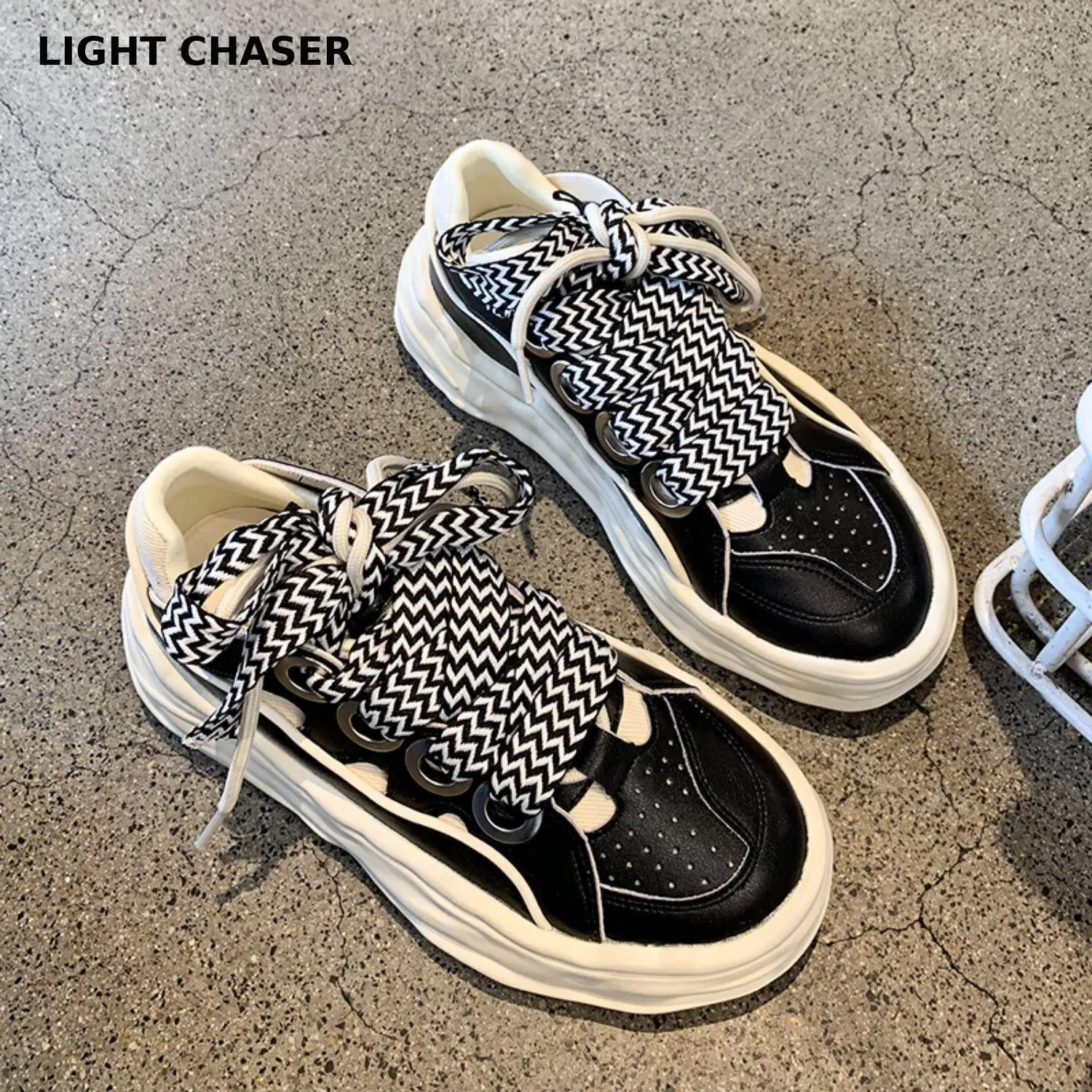 Plus Fleece Winter Shoes Flat Platform Shoes Skate Shoes Woman Ins Women Tide Low Top Sneakers Streetwear Ladies High Top Shoes