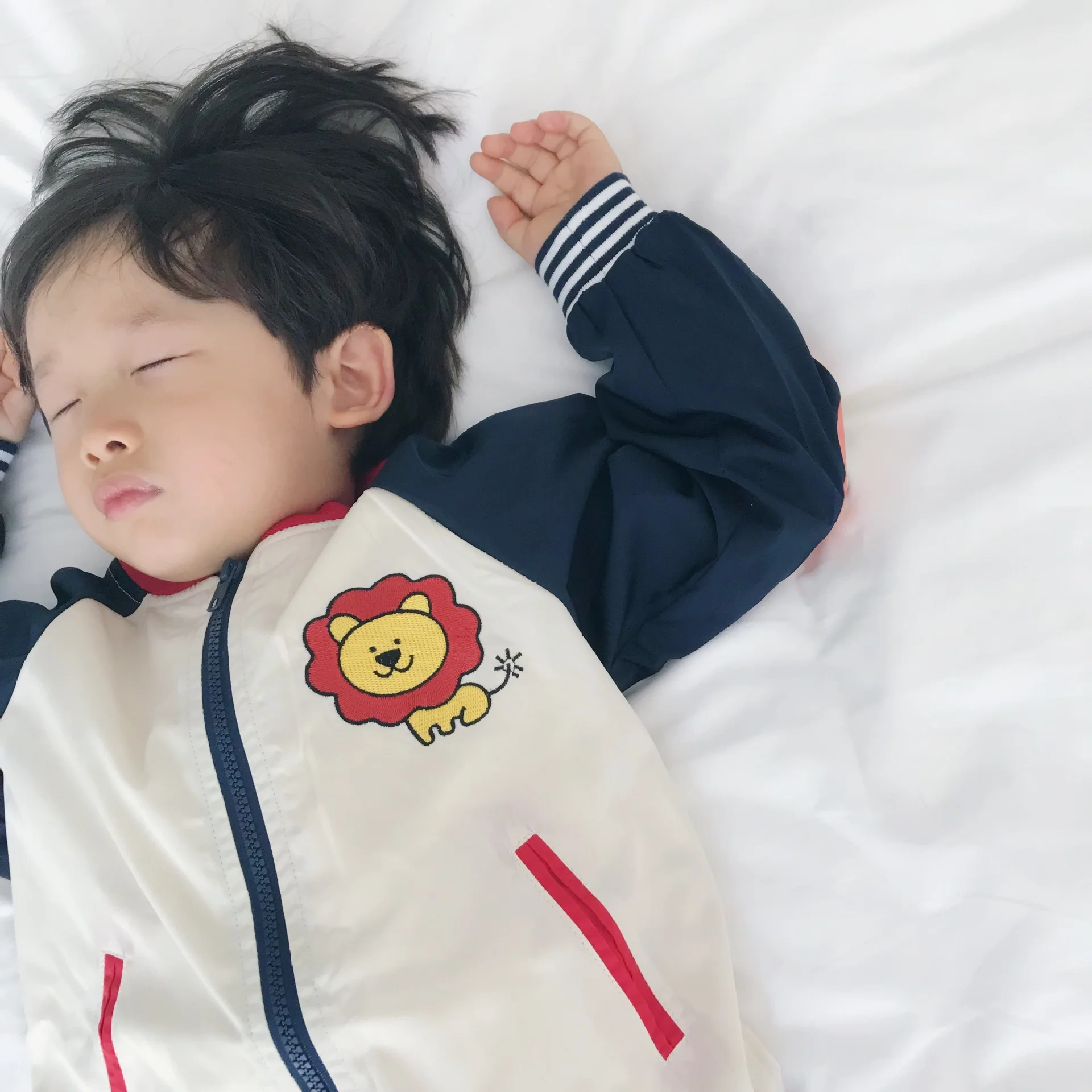 Tonytaobaby/осенне-зимняя новая детская тонкая куртка с милым маленьким львом; куртка для маленьких мальчиков; куртки для девочек