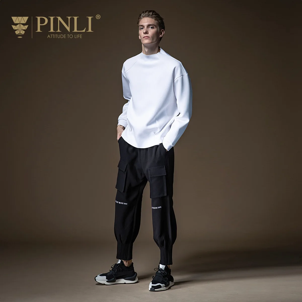 Штаны-карго для бега, спортивные штаны Pinli, осень, новинка, мужские свободные, маленькие, несколько мешков, рабочая одежда, штаны для отдыха, B193217178