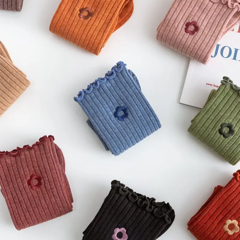 

frilly socks cute fall winter kawaii woman skarpetki chaussette femme long warm high meia Lace print meias divertidas cartoon