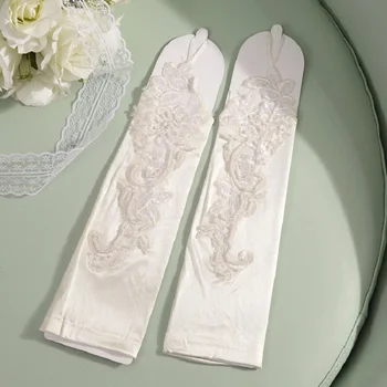 

gant blanc Ivory Stretch Soft Classic Satin Gloves for Evening Bridal Party Crystal Sequins Banquet White Hook Finger Gloves S08