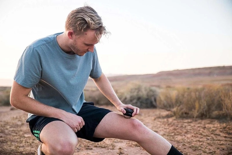 5de62b4414cfeae6e51a1680-25-large