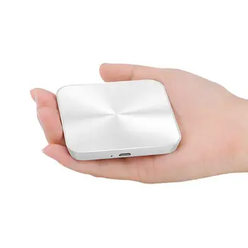 

Wireless Fast Charger Fashionable Simple Wireless Desktop Square Flash Charger