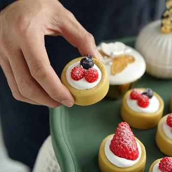 

Artificial fruit tart fake dessert clay fruit pie model for cake store showcase Strawberry flans cupcake