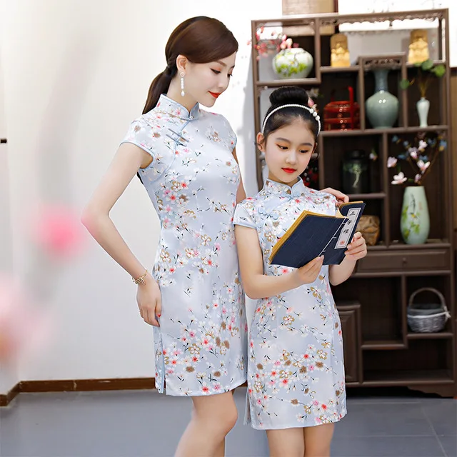 Chinese tradition Style Cheongsam For Girl and Women New Arrival Rayon Evening Party Qipao Princess Dress - Цвет: Girl 2