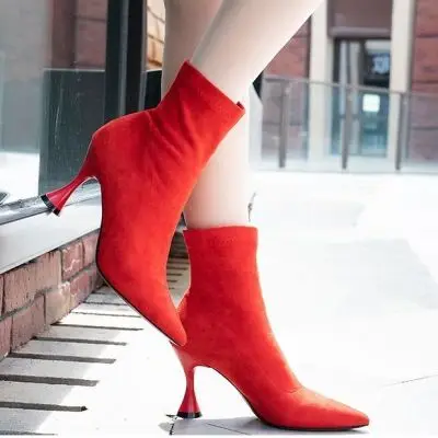 

Plus velvet stretch boots women were thin high-heeled short boots fine-heeled boots pointed 2020 autumn and winter new Martin bo