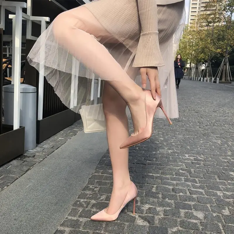 Туфли женские на высоком каблуке пикантные шелковые элегантные туфли-лодочки с