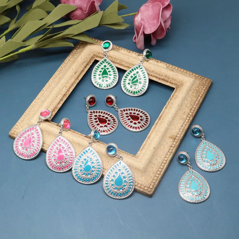 

Free Shipping Teardrop Earrings Stud Enamel Party Modern New