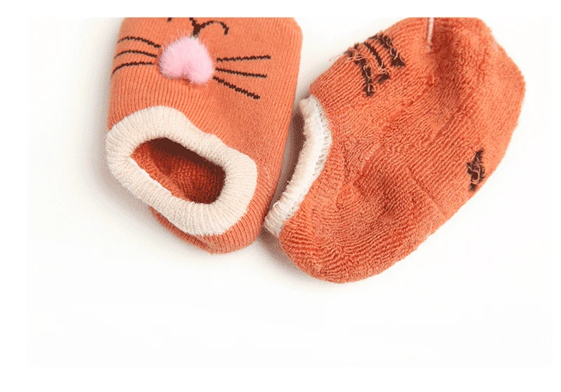 Теплые детские носки на осень и зиму с рисунком кота из мультфильма; махровые плотные нескользящие носки для малышей; носки-тапочки для матери и ребенка