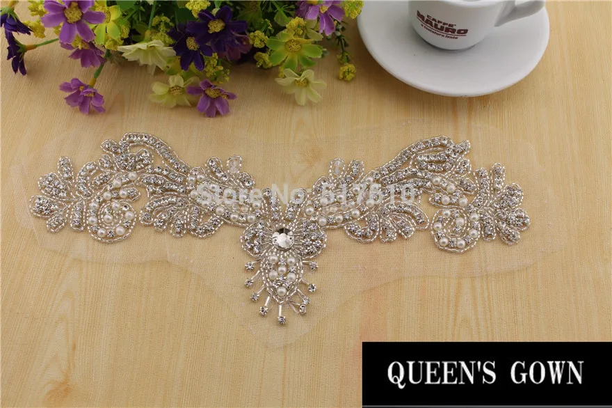 Handmade Beaded Rhinestone neck applique crystal patch for wedding dress DIY Accessories strass swarovski rhinestones