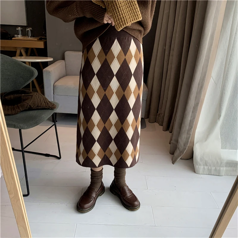 New 2021 Autumn Winter Women Skirts Knitted Fashionable Vintage Checkered Elegant Warm Wild Lady Long Skirts skater skirt