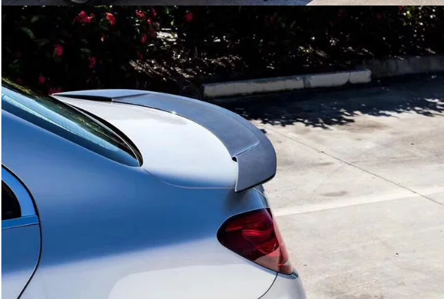 For Benz C W205 Spoiler RT style C180 C200L C300L- High Quality carbon fibre Material Car Rear Wing