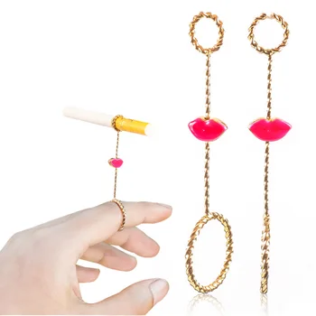 

handmade Red lips Shaped Finger Clip Women Men Cigarette Holder Ring Slim Cigarettes Smoking Accessories Long Stick Jewelry