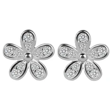 Цветочный Дизайн Аутентичные 925 стерлингового серебра ослепительные Пуссеты Маргаритка серьги с прозрачными CZ женщин свадебные плата ювелирные изделия