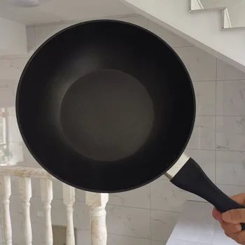

Chinese Traditional Handmade Iron Wok Non-stick Pan Non-coating Gas and Induction Cooker Cookware Kitchen pot pans