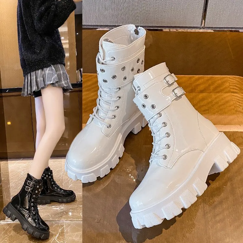 

Winter new women's boots Korean version of the British style increased round toe with belt buckle motorcycle boots Martin boots