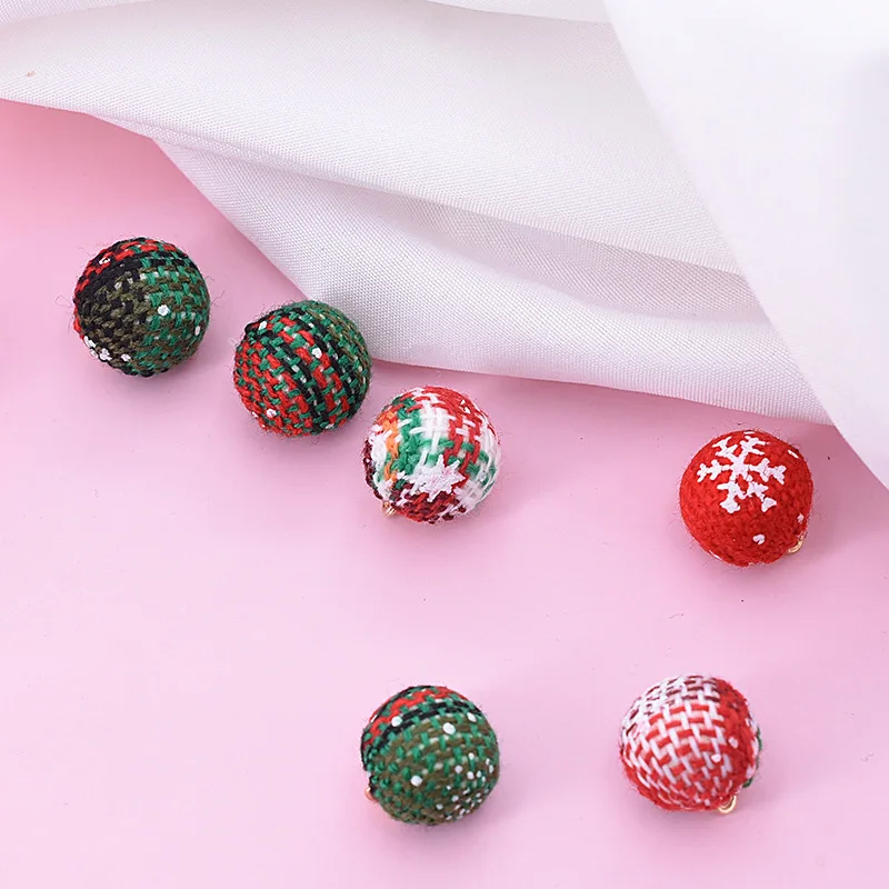 

10pcs Christmas Fabric Hanging Beads Earrings Hair Accessories Pendants Hair Rope Hanging Accessories Material Accessories 16mm
