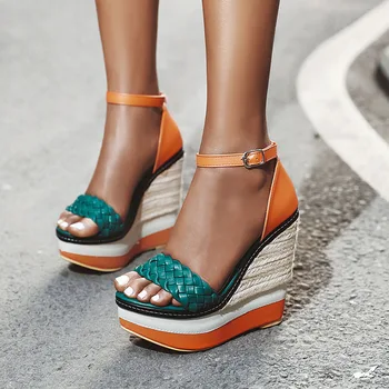 

Fashion 2020 Footwear High Quality Platform Hemp Wedges High Heels Bohemia Summer Women ankle-strap Sandals Shoes Woman