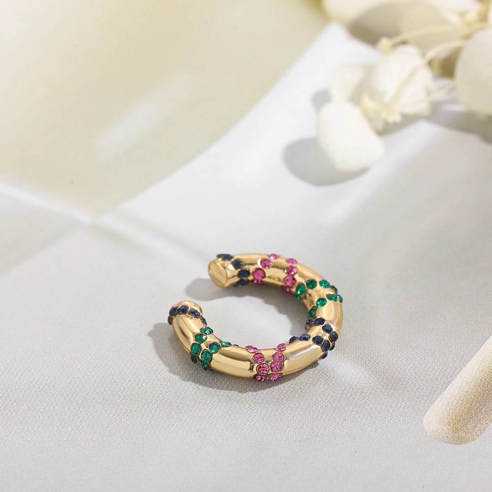 Boho Ethnic CZ Earcuffs Clip on Earrings for Women Pearl Crystal Without Piercing Cartilage Earrings Ear Clips Wedding Jewelry