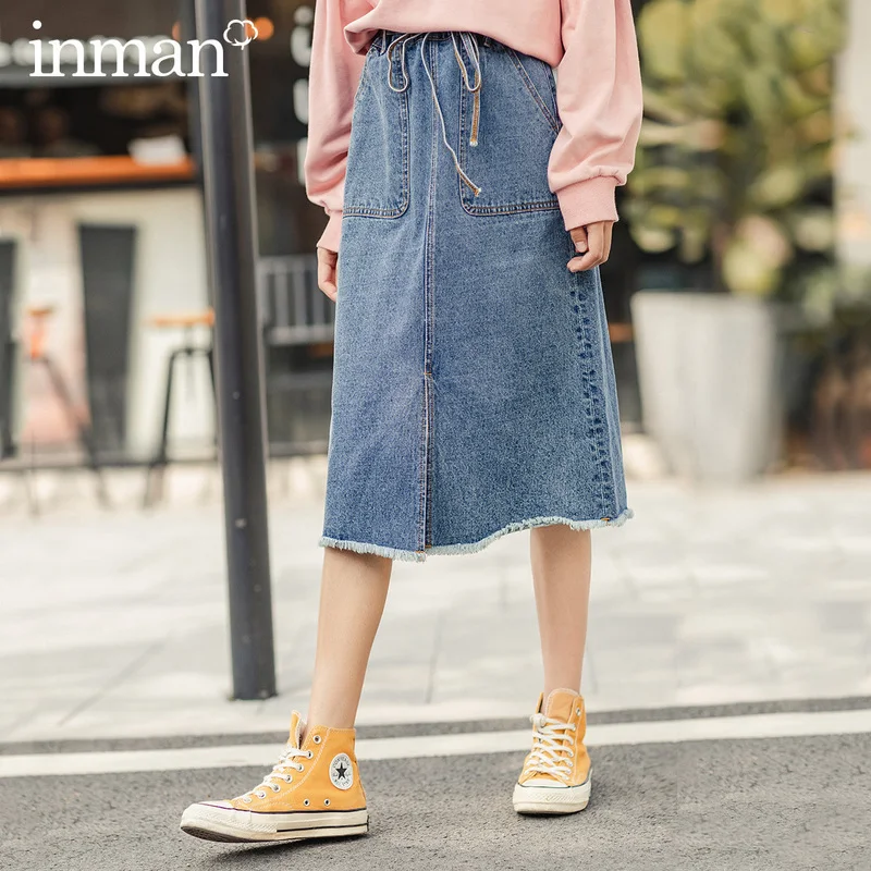 

INMAN 2020 Spring New Arrival Literary Pure Cotton Lace-up Waist Front Vent A-line Denim Skirt