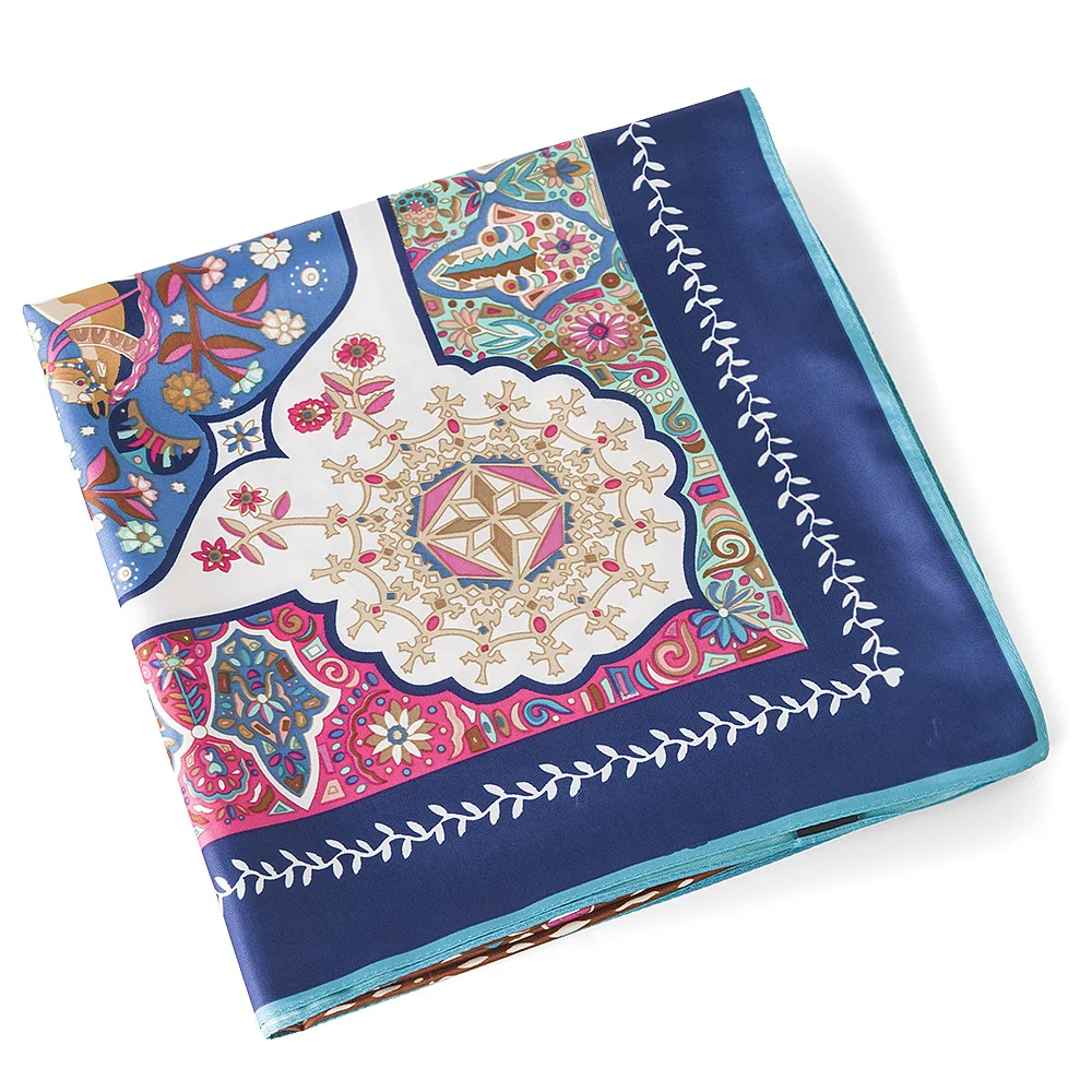 4391704870_979614248