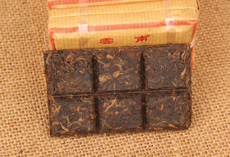 Юньнань спелый пуэр старый ароматный чай кирпич шу пуэр чай 50 г