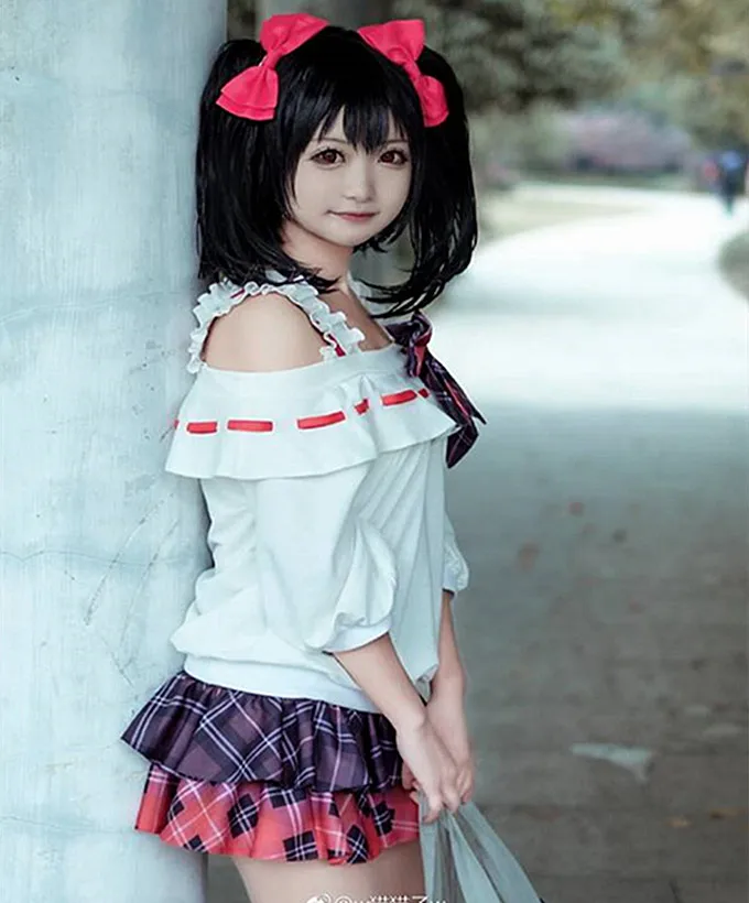 6777bee44a730a6f1ee87608a402609d_8AB92F5D217546FF32C4255B24E2130520300C3C_size118_w1024_h1536_副本