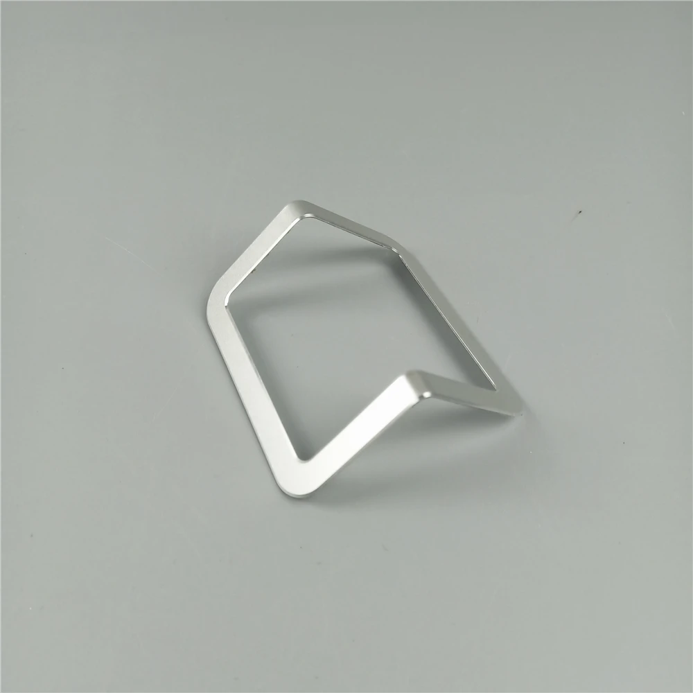 Car-Tail-Trunk-Warning-Lamp-Frame-Decoration-Cover-Trim-Aluminium-Alloy-For-Mercedes-Benz-W205-C (1)