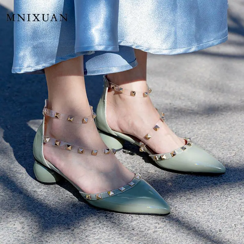 big size female shoes