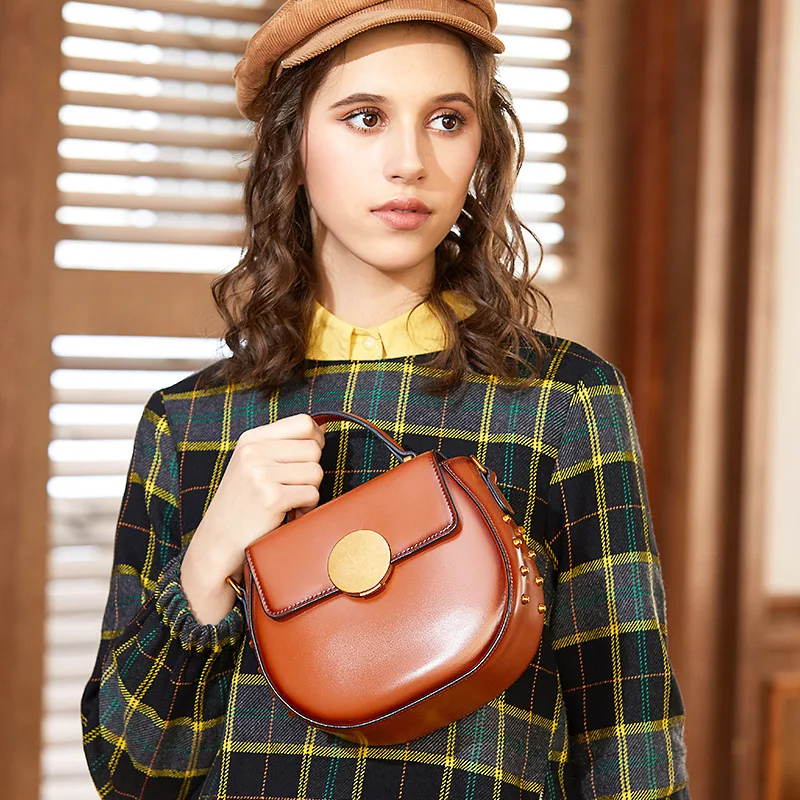 

Female 2020 Oblique Satchel Genuine Leather Single Shoulder Pig Cowhide Hand Bag Saddle Package 3060