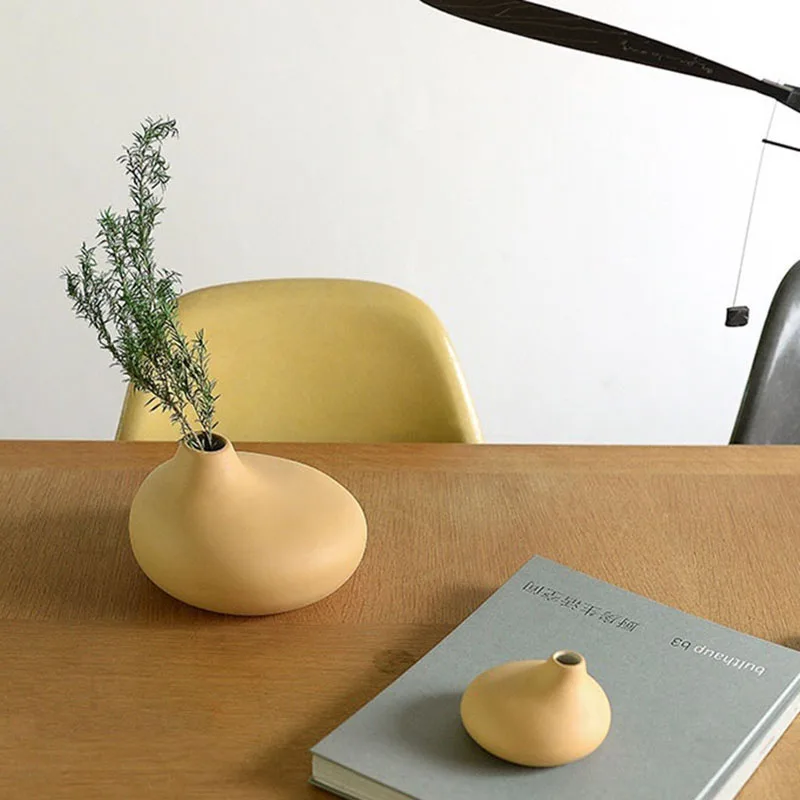 

National Wind Special Clay Vase Personality Simple Flat Circle Geometric Abstract Art Table Top Decoration Small Decorations