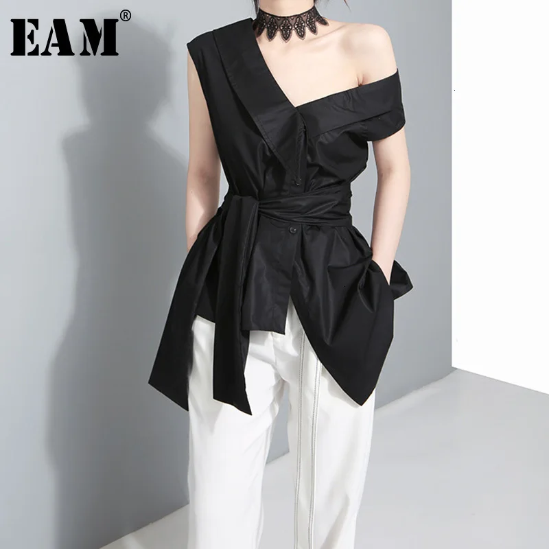 

[EAM] Women Bandage Bow Asymmetrical Blouse New Skew Collar Short Sleeve Loose Fit Shirt Fashion Tide Spring Autumn 2020 J4950