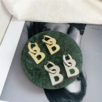 

SRCOI New Stylish Paris B Letter Pendant Earrings Retro High Sense Stud Earrings Geometric Punk Personality Metal Women 2020