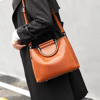 

RanHuang 2019 Women Leather Shoulder Bags Casual Handbags Fashion Women Messenger Bags Bucket Bags bolsa feminina A14911
