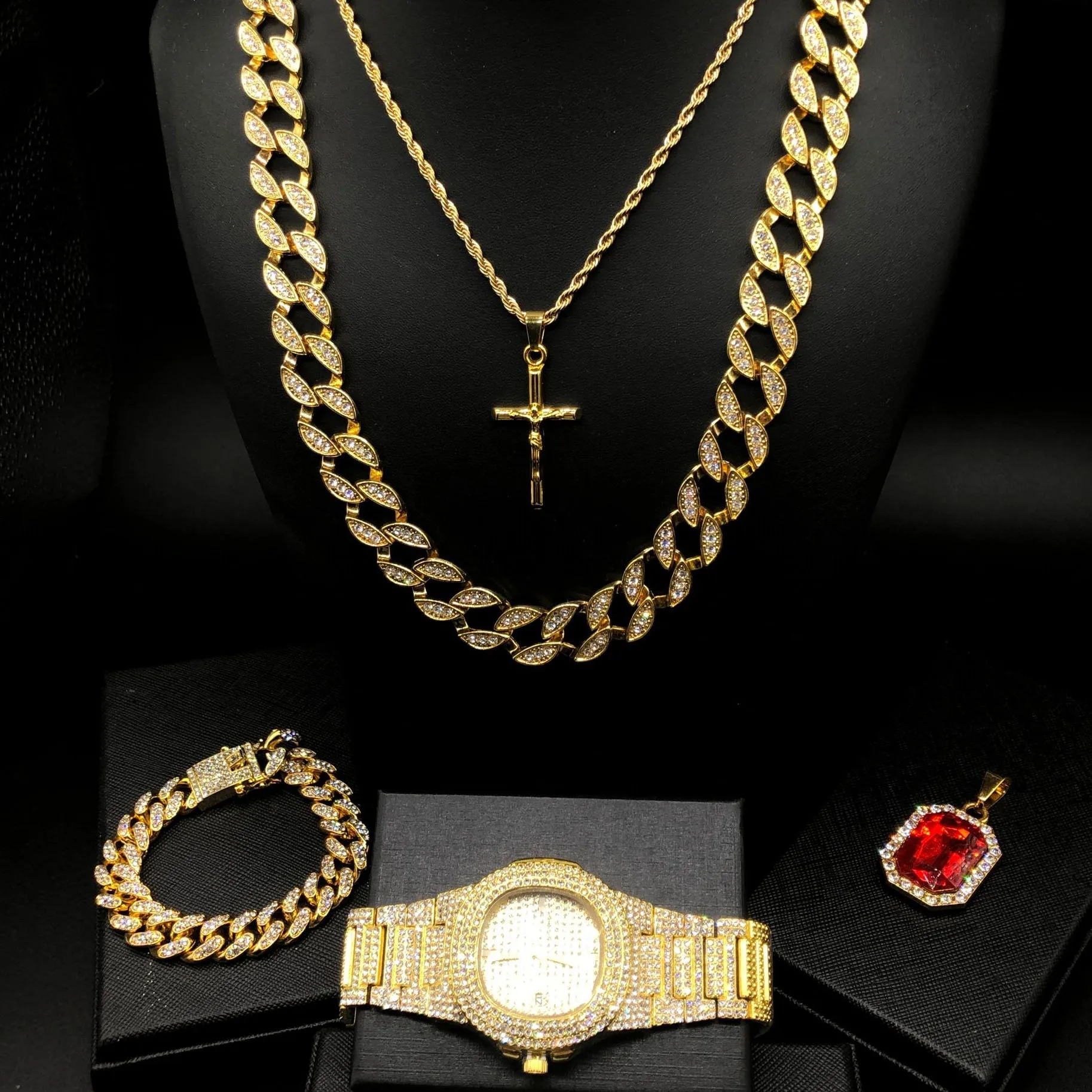 

Luxurious men's diamond and Jesuit set, ice out of Cuban trend hip hop Watch & Necklace replacement set & Cuban Bracelet Set