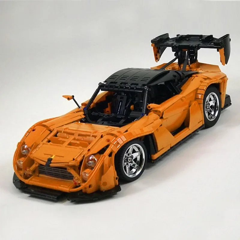 マッキー。 MOC 22346 MAZDA RX7 by KD123 with 2351 pieces - MOC Brick Land