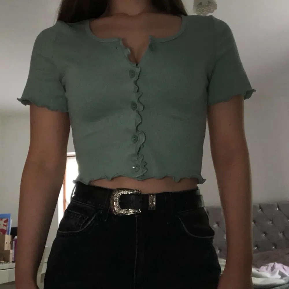 2020 Sexy Women Cardigan V-neck Summer T-shirt Short Sleeve Ruffle T-shirt Clubwear Buttons Bodycon Frilly Solid Color Crop Tops