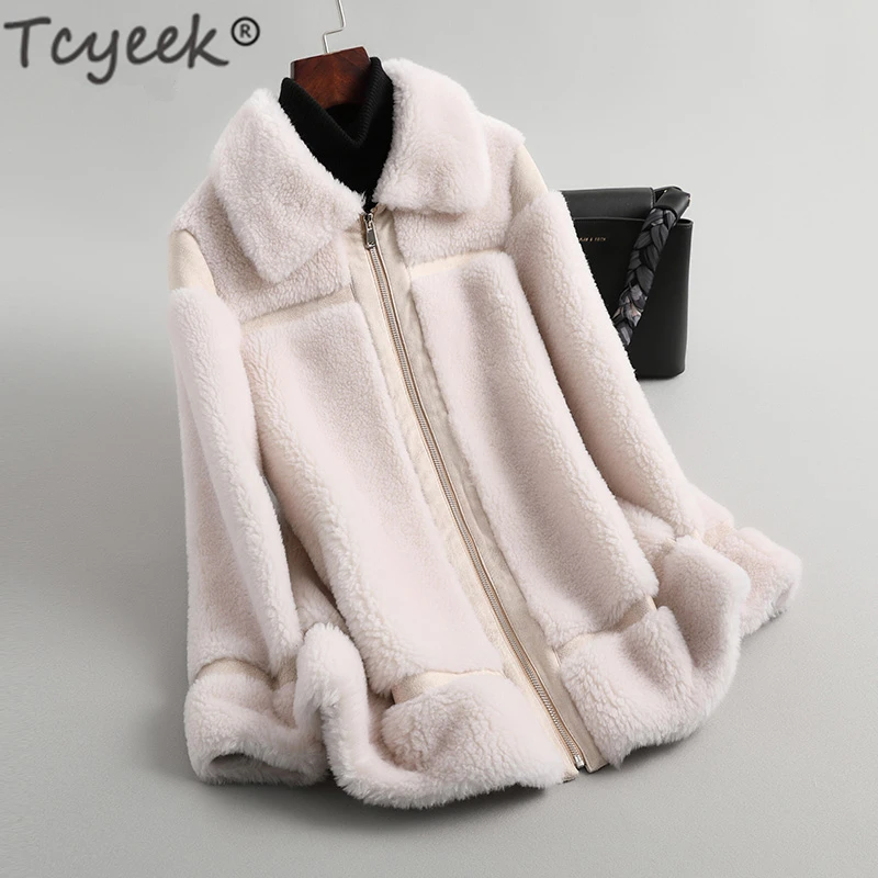 

Tcyeek Winter Natural Fur Coat Women 100% Sheep Shearing Jacket Female Korean Warm Clothes 2019 Real Wool Fur Coats Hiver YT001