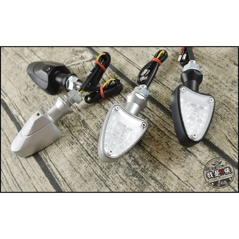 Алюминиевый сплав треугольный Мото Светодиодный для honda suzuki yamaha harley Кафе racer moto указатель поворота металлический классический мотоцикл светодиодный