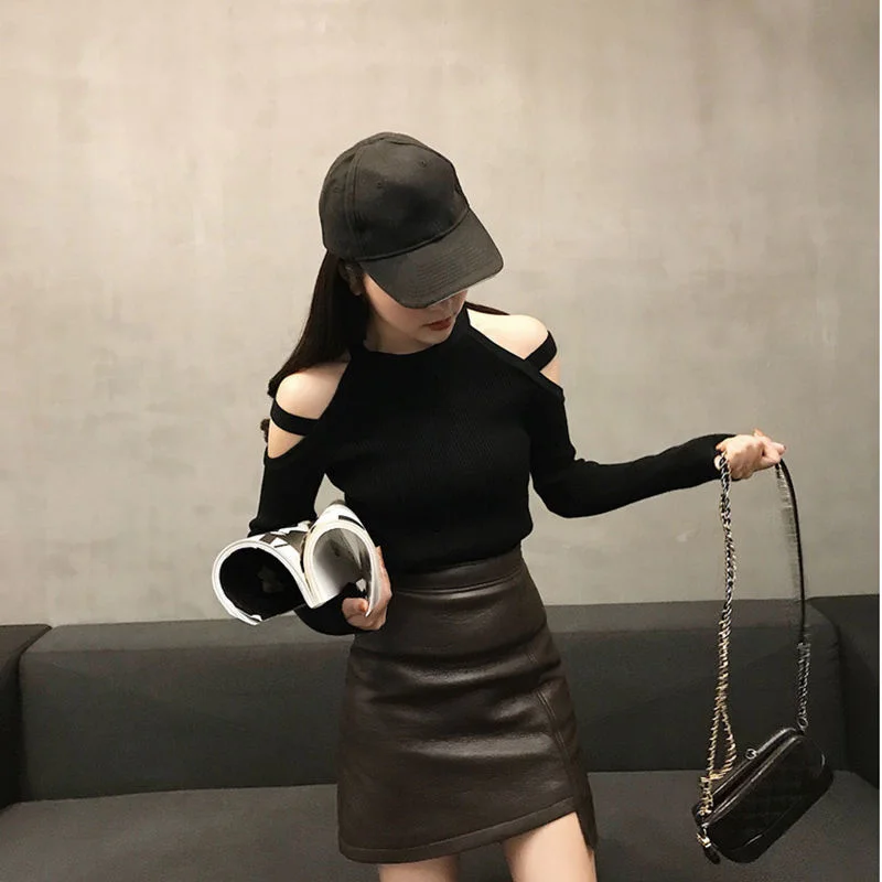

Spring And Autumn New Versatile Leaky Shoulder Sexy Bottoming Shirt T-shirt Women Tshirt Off Shoulder Top Long Sleeve Vogue