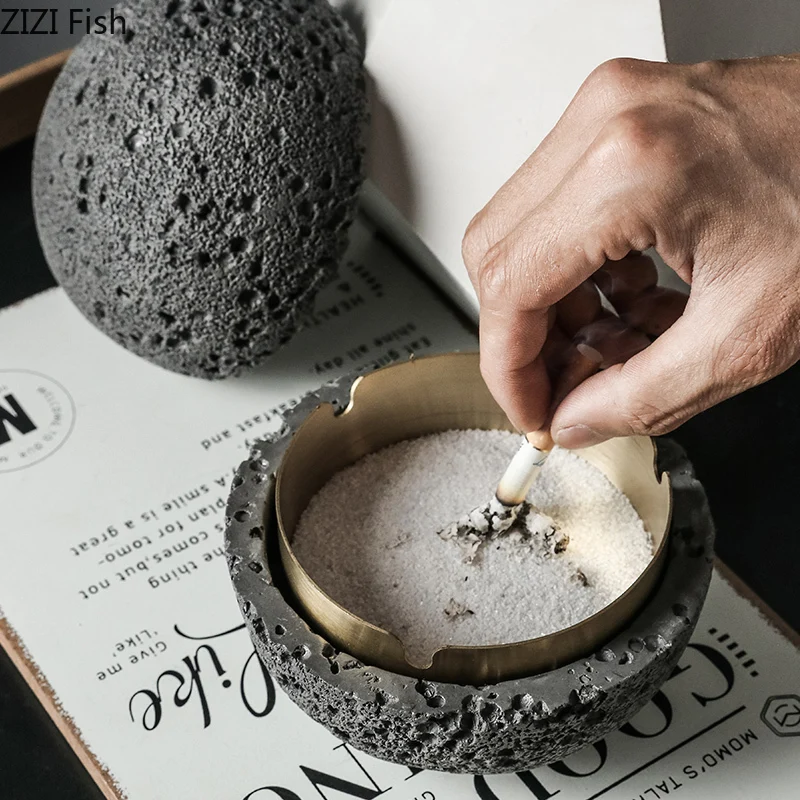 Creative Moon Ashtray portable ashtray metal ashtray Art Cement Metal Household Large-capacity Portable Car Anti-ash Ashtray Home Decoration Gift for Boyfriend