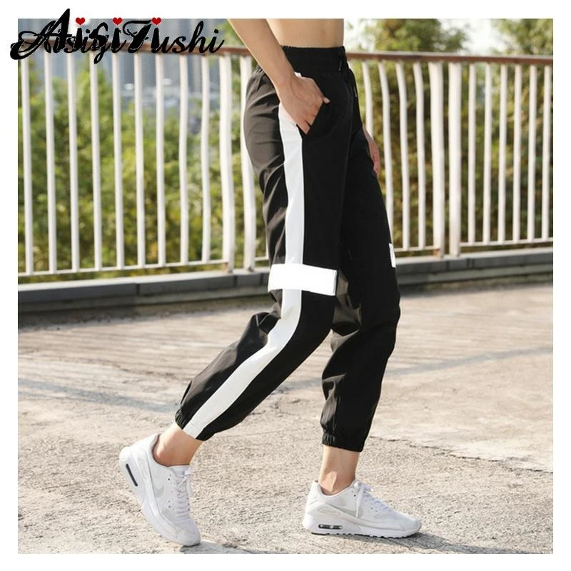 womens cargo sweats