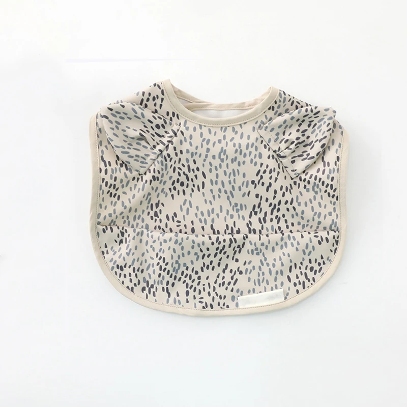 Baby Animal Shape Bibs Infant Toddler Burp Cloth Feeding Accessory Waterproof Washable Apron Tableware