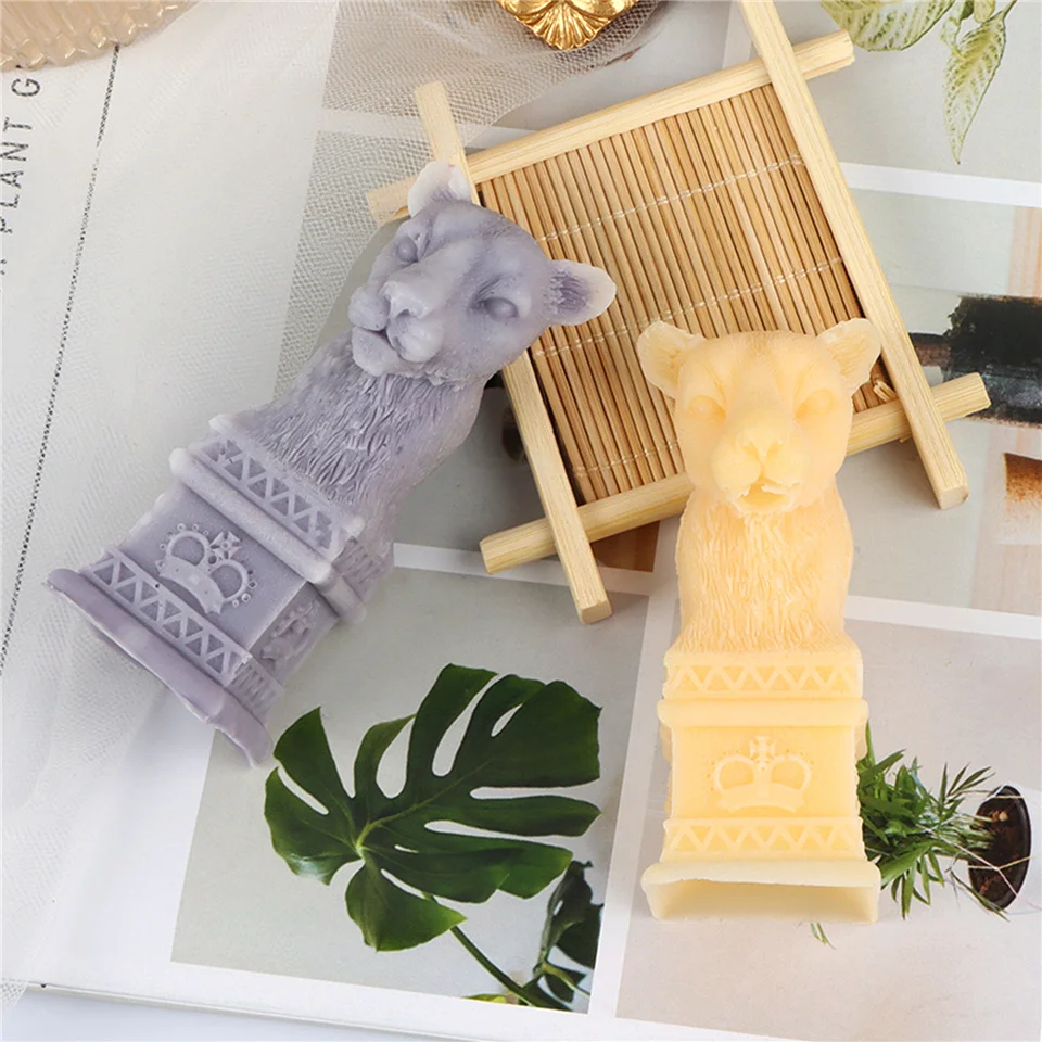 

3D Lionesses Head Animals Stencil Silicone Candle Mold Making Lion Gypsum DIY Handmade Gifts Home Decoration Fondant Tools