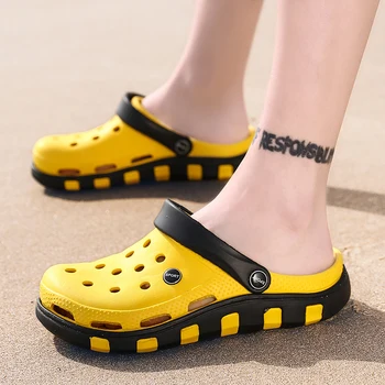 

WEH 2020 Summer Men Beach Sandals Crocks Hole Shoes Crok Yellow Clogs For Men EVA Garden Shoes Black Crocse Adulto Cholas Hombre