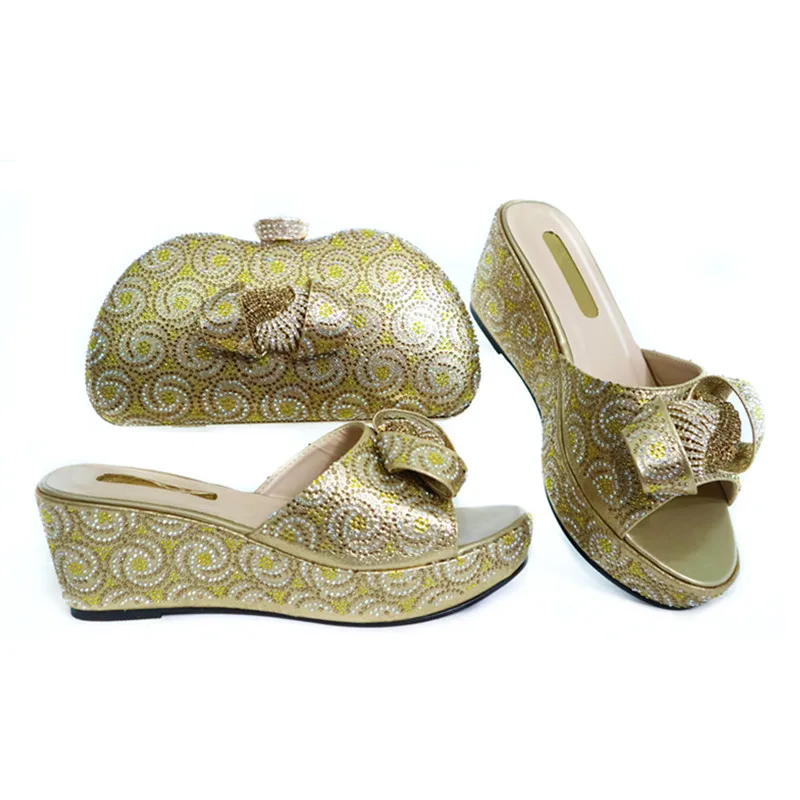Модный комплект из туфель и сумочки в африканском стиле высокого качества черного цвета для свадьбы; итальянская обувь и сумочка; Летняя женская обувь на высоком каблуке - Цвет: Золотой